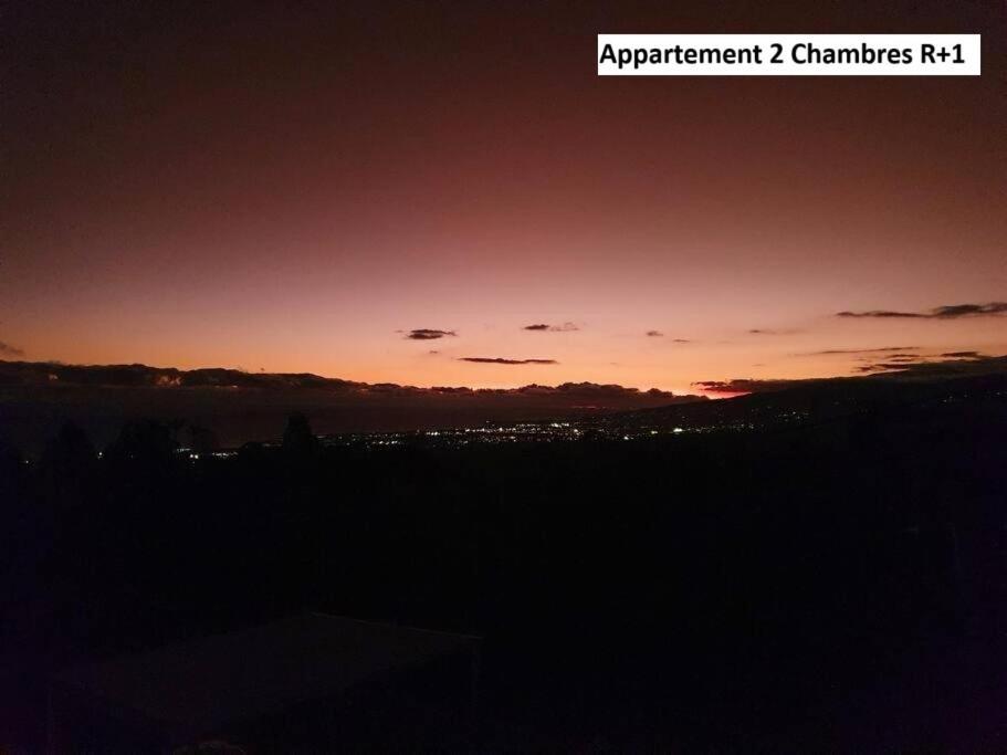 Mont-Vert Exotique - Calme - Vue Et Parking سانت بيير المظهر الخارجي الصورة